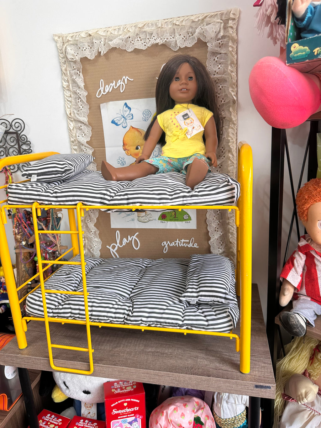 American girl pleasant cama
