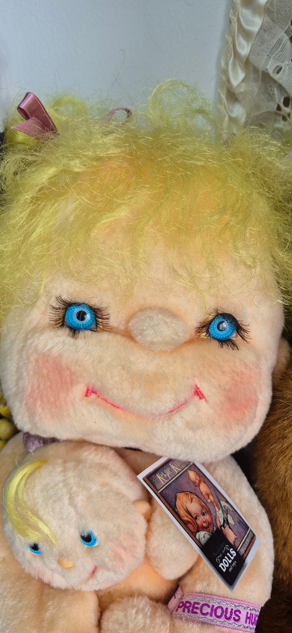 Muñeca hugga bunch con bebe, año 1986, kenner