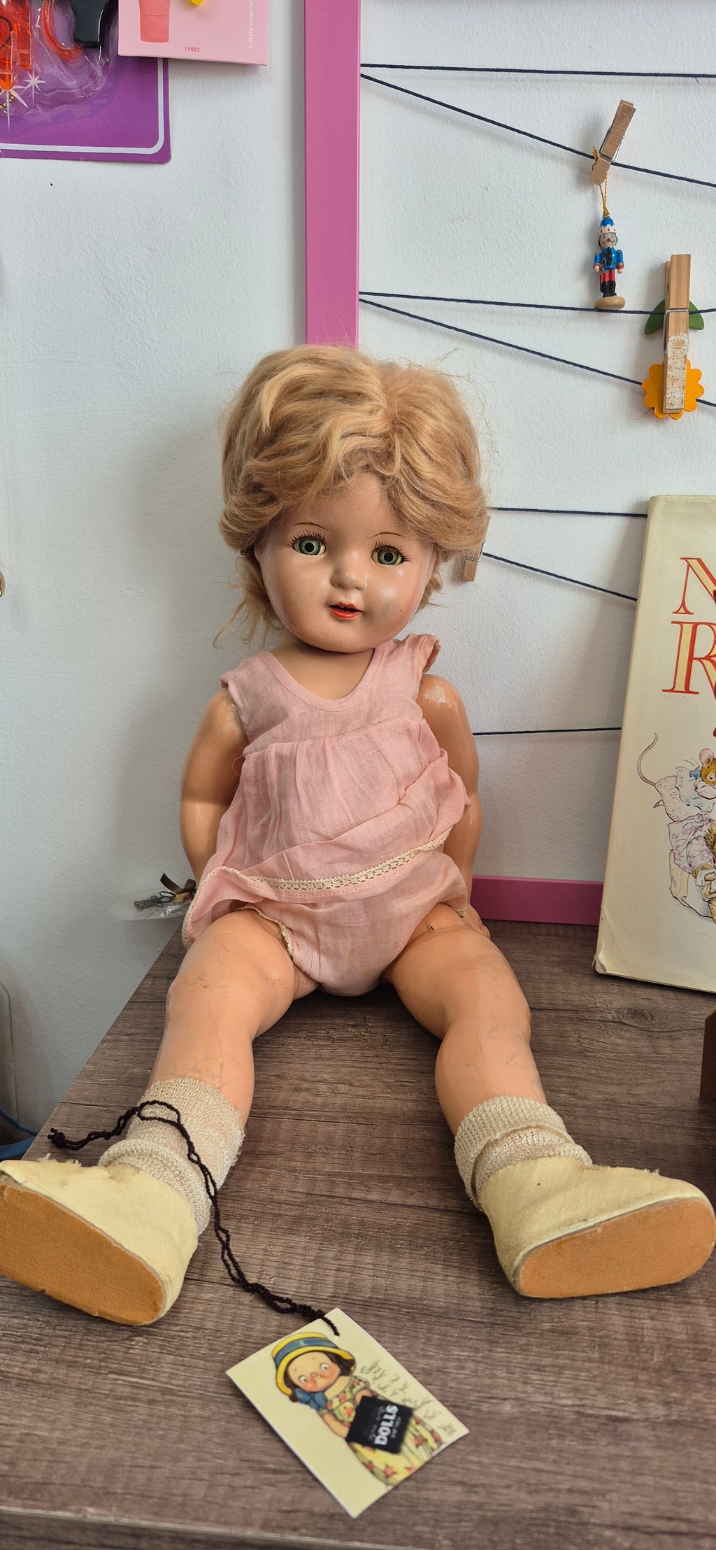 Muñeca de composición nancy