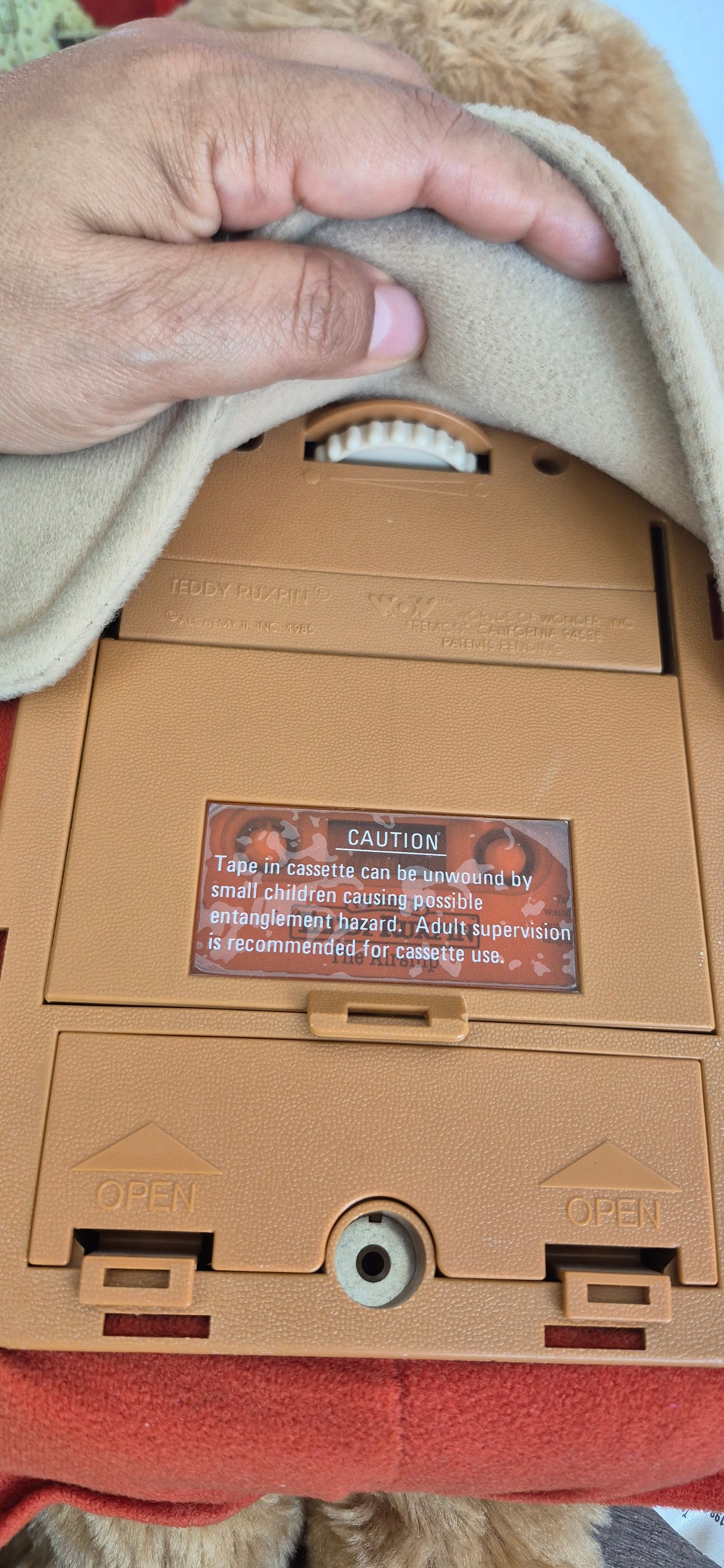Oso teddy ruxpin 1985 no funciona, trae casete